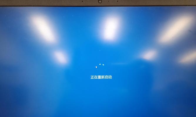电脑开机后灯亮随即关机是什么问题？