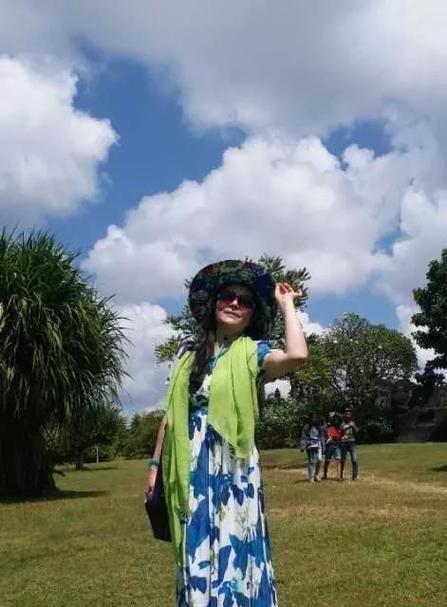 如何拍摄旋转手机的视频？大妈拍照技巧是什么？