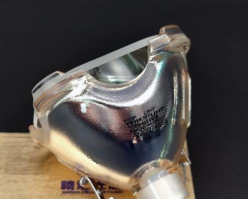 投影仪使用哪种灯泡对眼睛更友好？