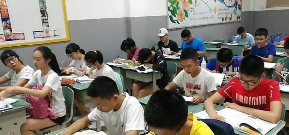 初中孩子怎么教育才好？有效方法和常见问题解答