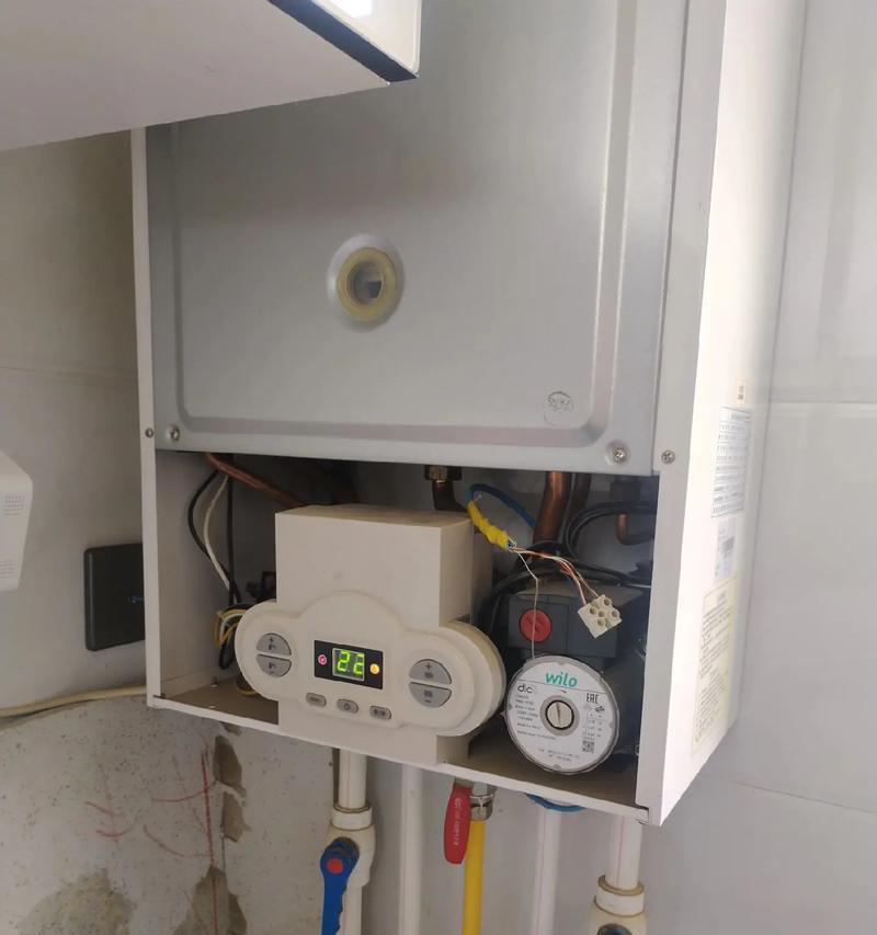 炉子安装热水器管子步骤是什么？