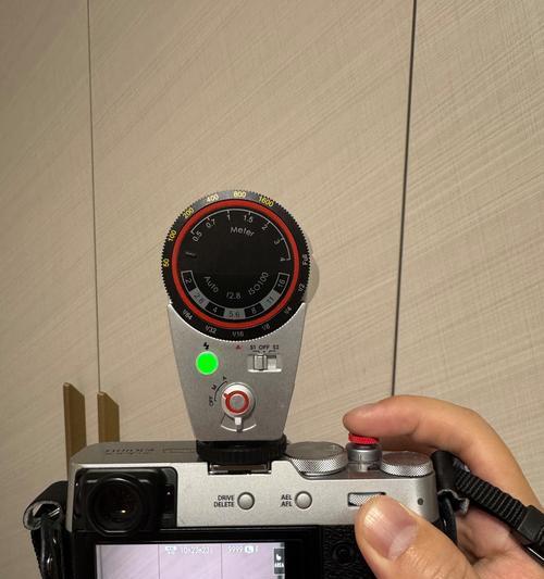 佳能相机外接闪光灯不闪怎么办？